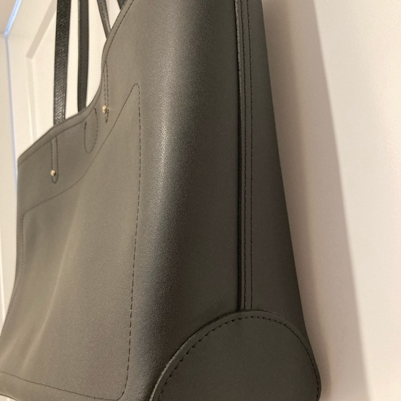 Longchamp NWOT Black Leather Shoulder Tote - Picture 6 of 6